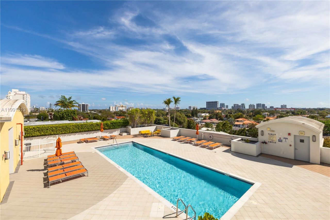 3180 SW 22nd St, Unit 601, Miami, FL 33145 Photo