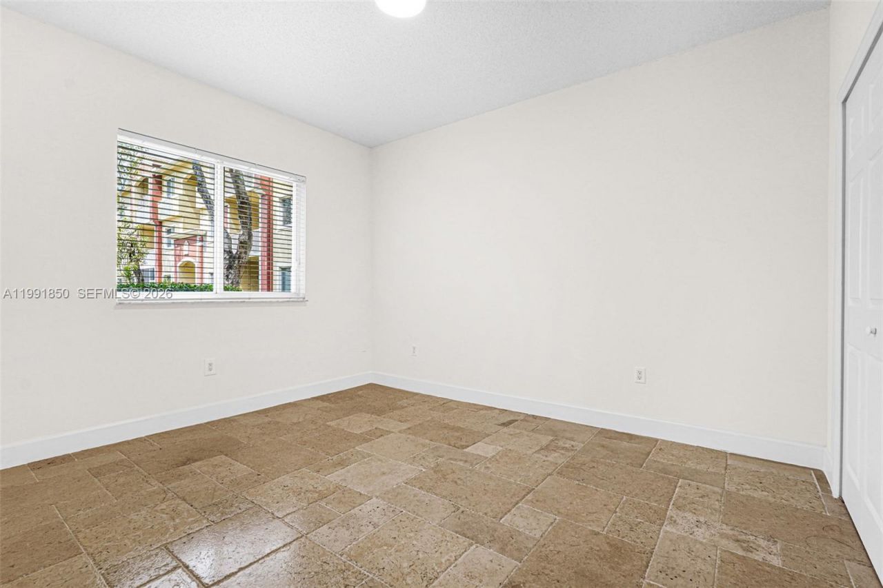 7085 Nova Dr , Unit 128, Davie, FL 33317 Photo