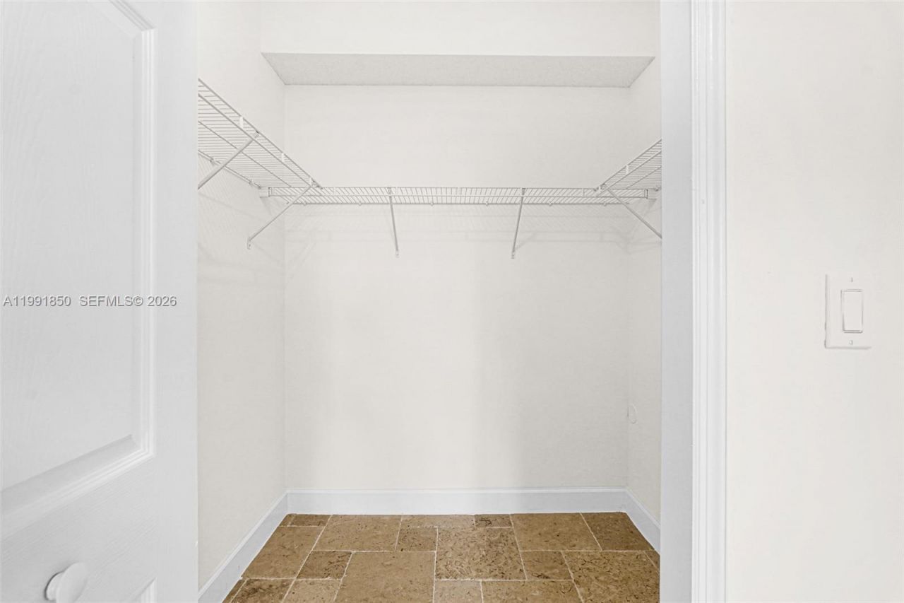 7085 Nova Dr , Unit 128, Davie, FL 33317 Photo