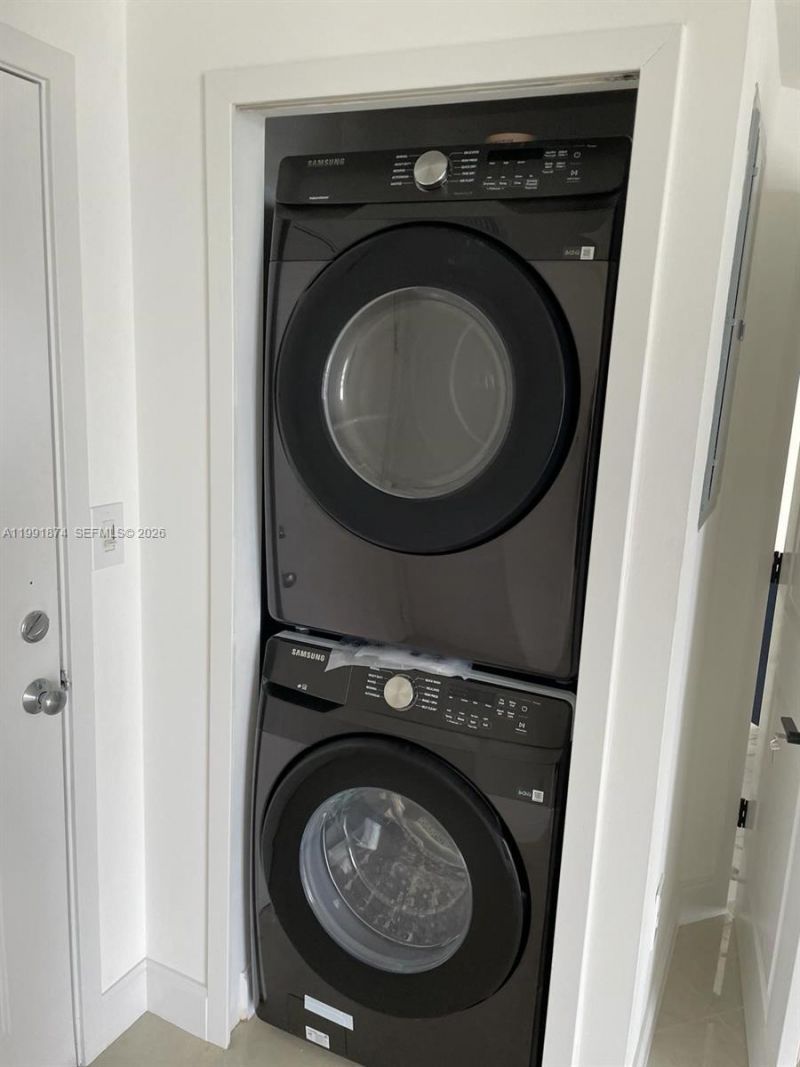 170 SE 14th St, Unit 3005, Miami, FL 33131 Photo