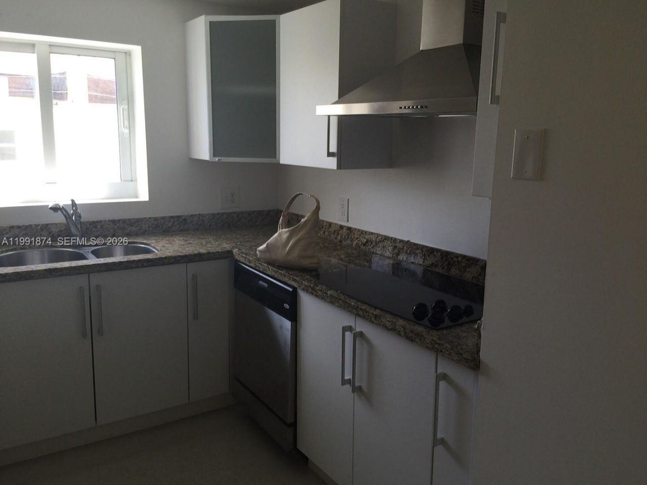 170 SE 14th St , Unit 3005, Miami, FL 33131 Photo