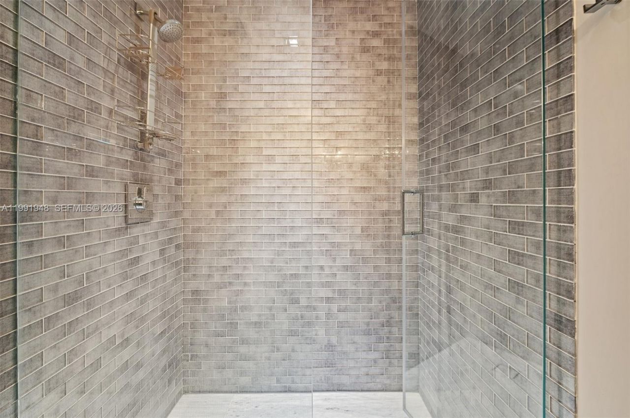 13633 SE Deering Bay Dr , Unit 225, Coral Gables, FL 33158 Photo