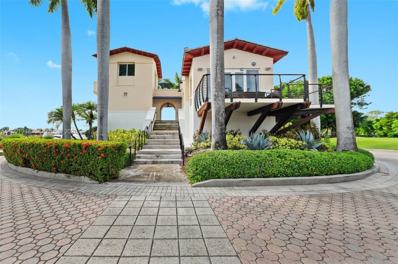 13633 SE Deering Bay Dr , Unit 225, Coral Gables, FL 33158 Photo