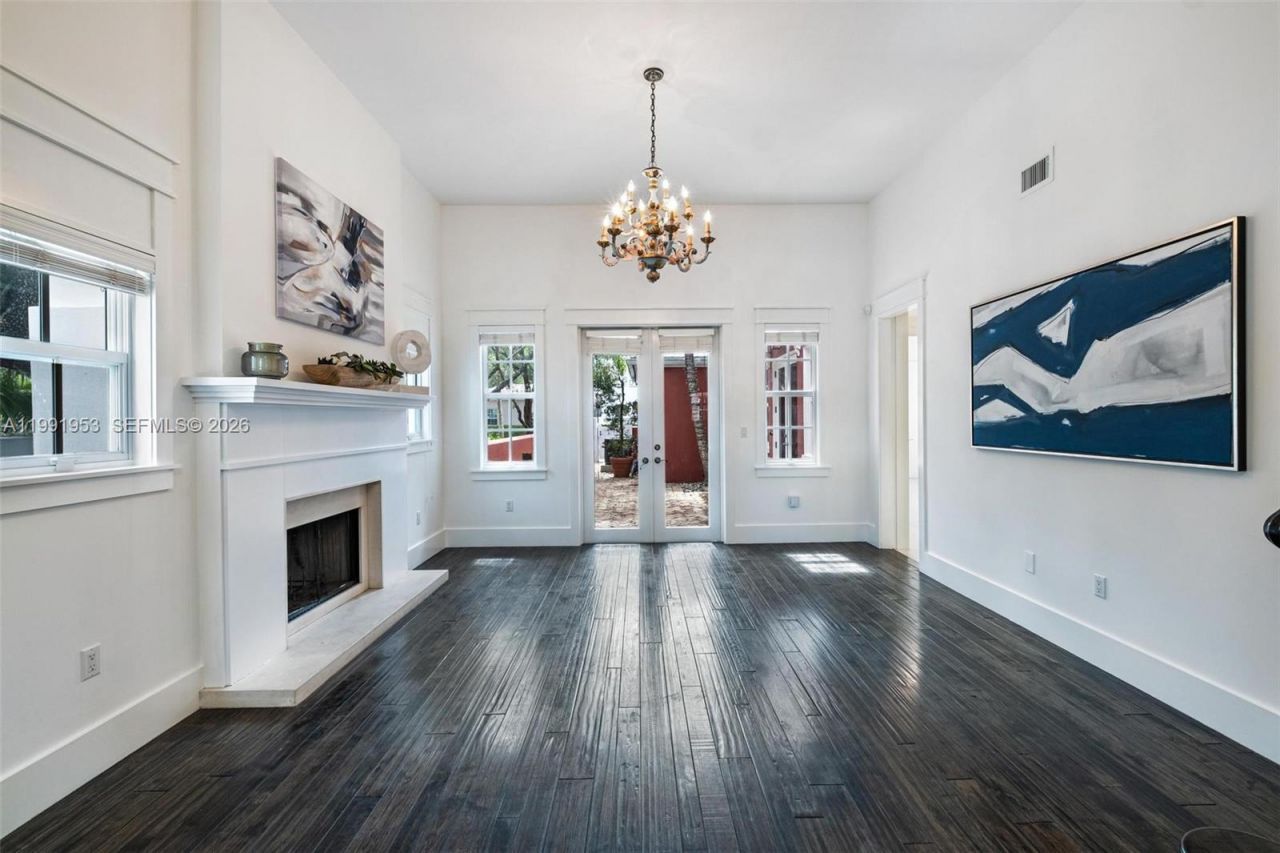 550 Loretto Ave , Unit 16, Coral Gables, FL 33146 Photo