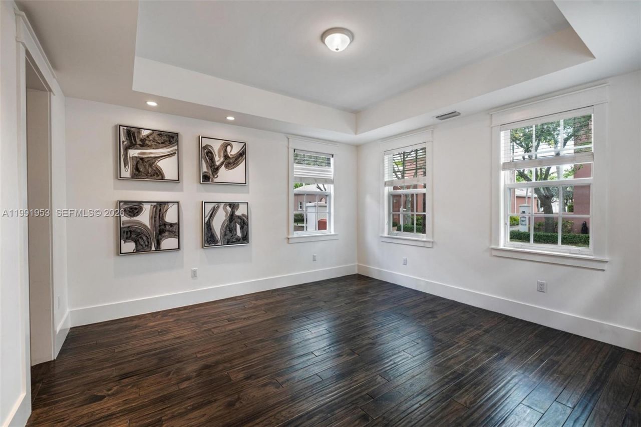 550 Loretto Ave , Unit 16, Coral Gables, FL 33146 Photo