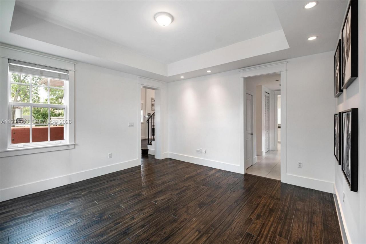 550 Loretto Ave , Unit 16, Coral Gables, FL 33146 Photo