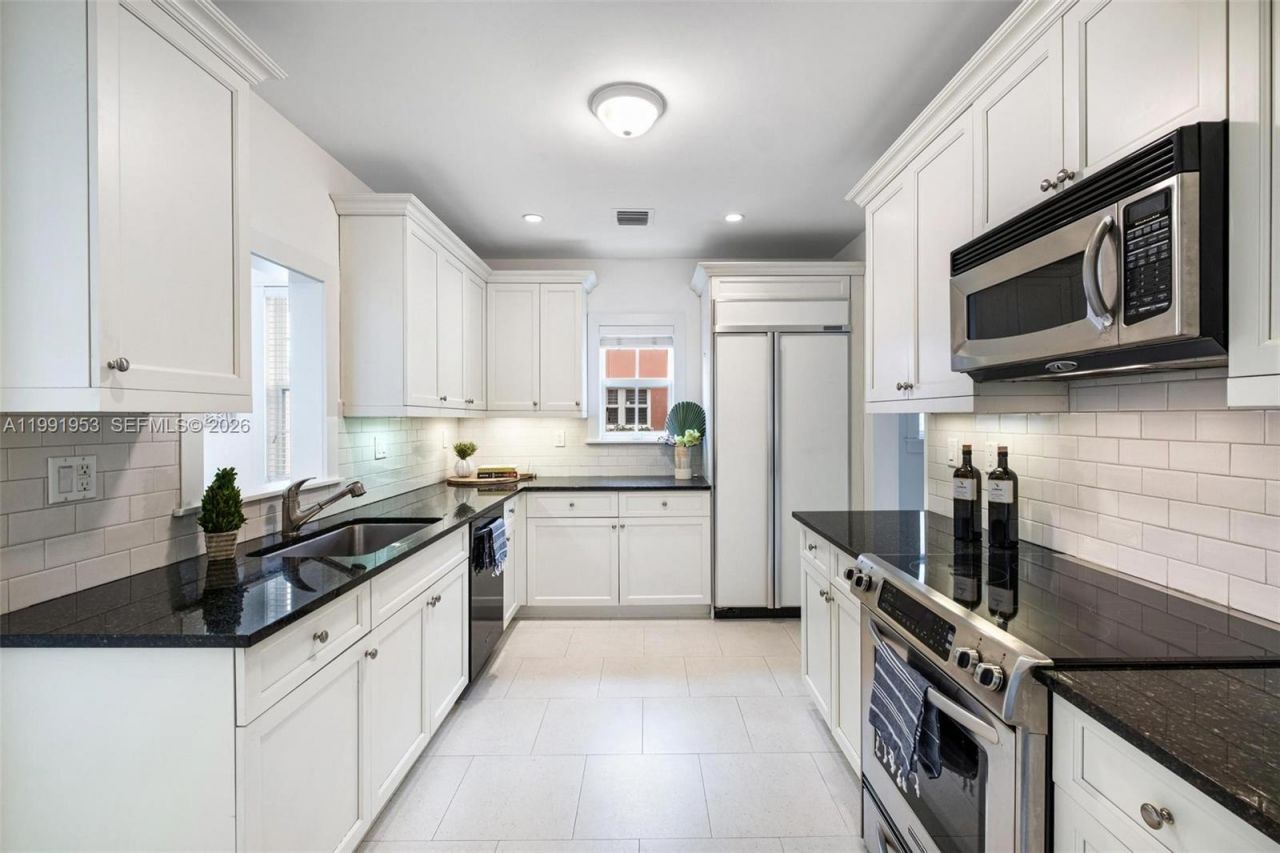 550 Loretto Ave , Unit 16, Coral Gables, FL 33146 Photo