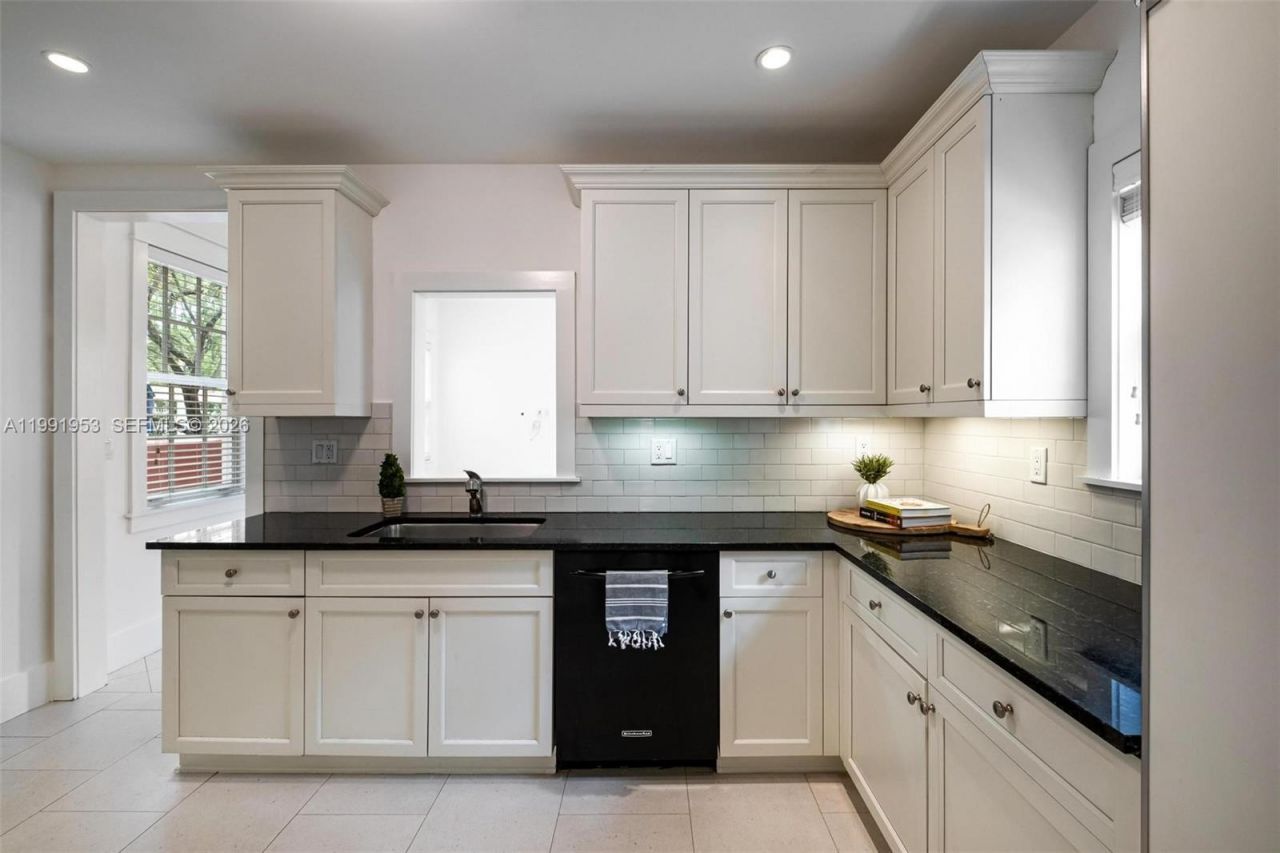 550 Loretto Ave , Unit 16, Coral Gables, FL 33146 Photo