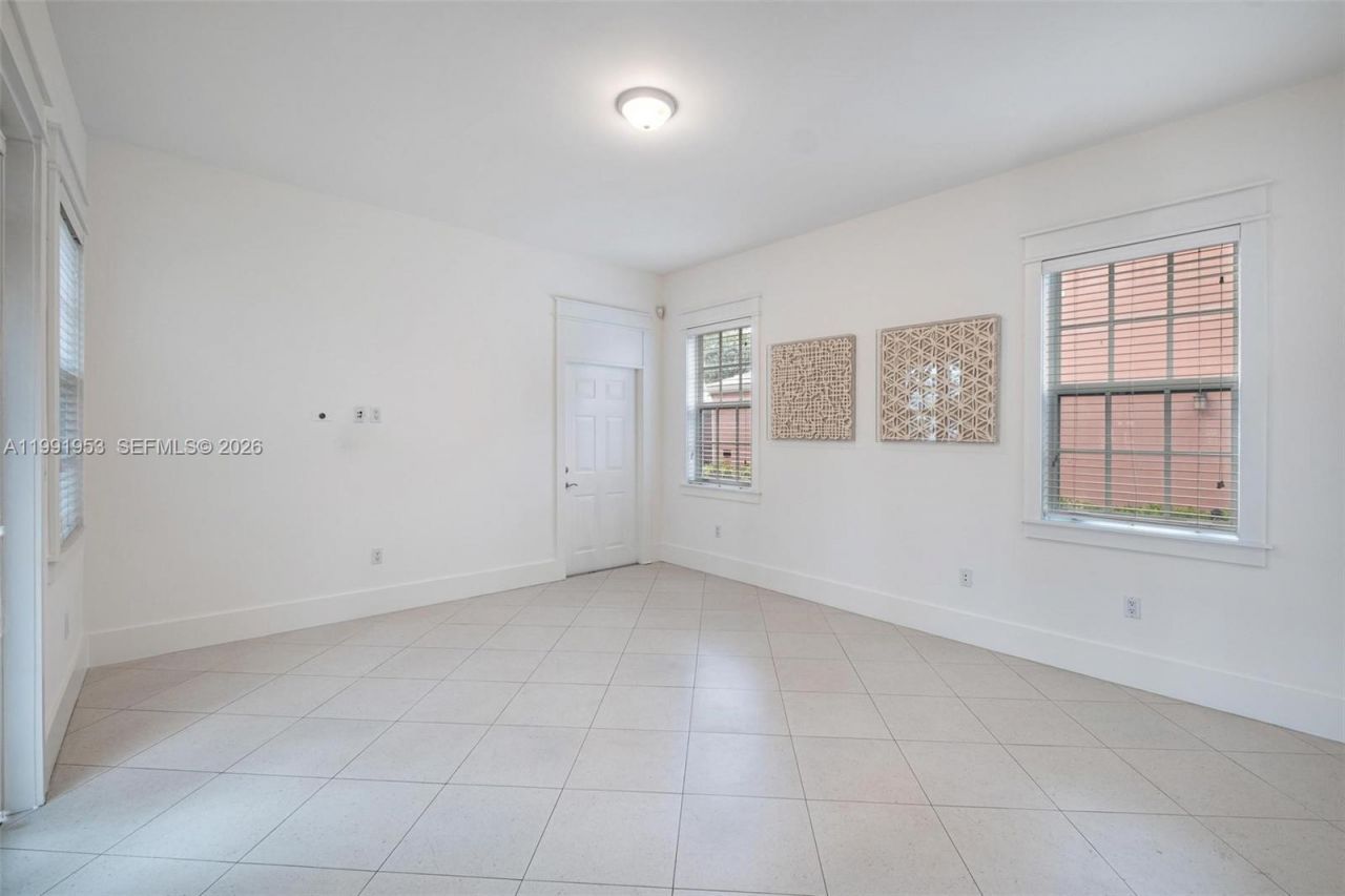 550 Loretto Ave , Unit 16, Coral Gables, FL 33146 Photo