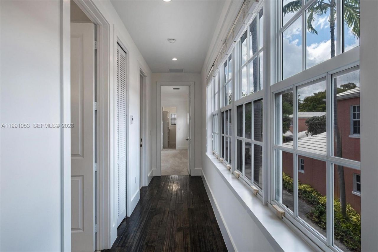 550 Loretto Ave , Unit 16, Coral Gables, FL 33146 Photo