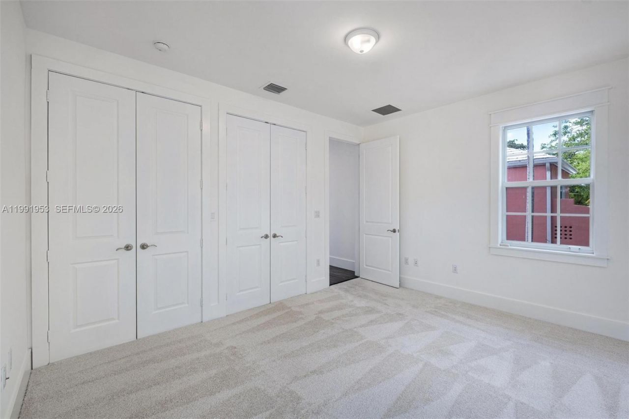 550 Loretto Ave , Unit 16, Coral Gables, FL 33146 Photo