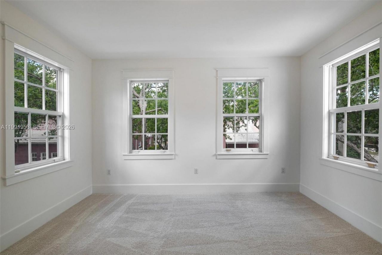 550 Loretto Ave , Unit 16, Coral Gables, FL 33146 Photo