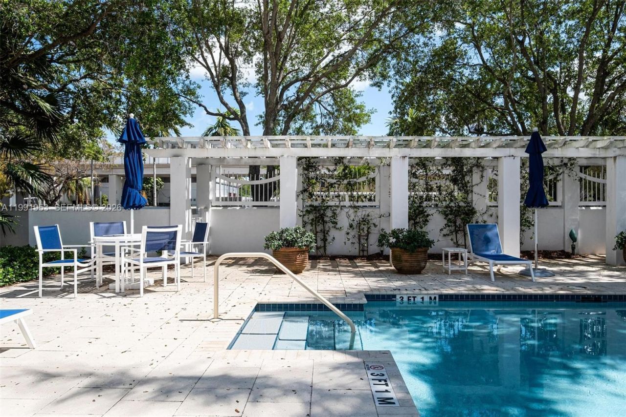 550 Loretto Ave , Unit 16, Coral Gables, FL 33146 Photo