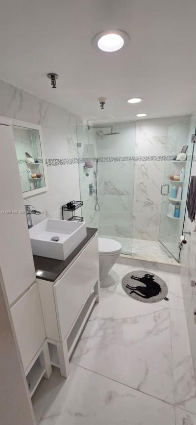 17900 N Bay Rd , Unit 408, Sunny Isles Beach, FL 33160 Photo