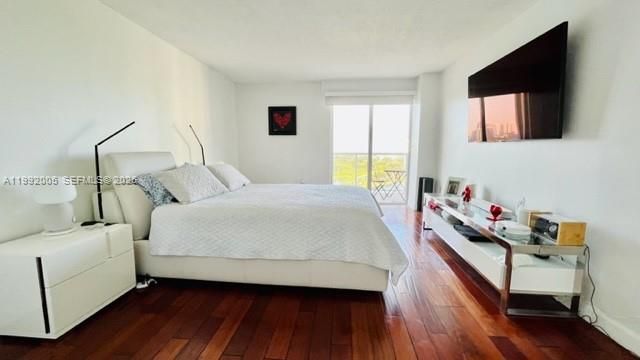 3731 N Country Club Dr, Unit 2225, Aventura, FL 33180 Photo