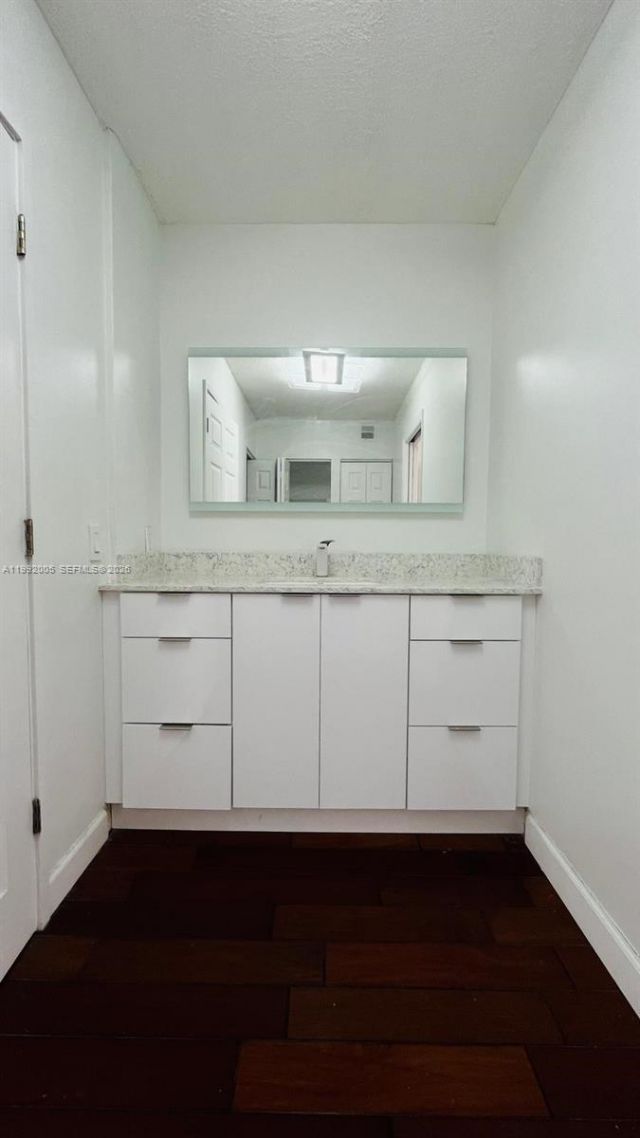 3731 N Country Club Dr, Unit 2225, Aventura, FL 33180 Photo