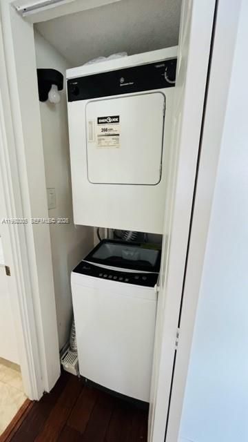 3731 N Country Club Dr, Unit 2225, Aventura, FL 33180 Photo