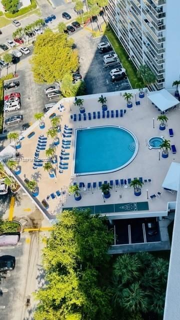 3731 N Country Club Dr, Unit 2225, Aventura, FL 33180 Photo