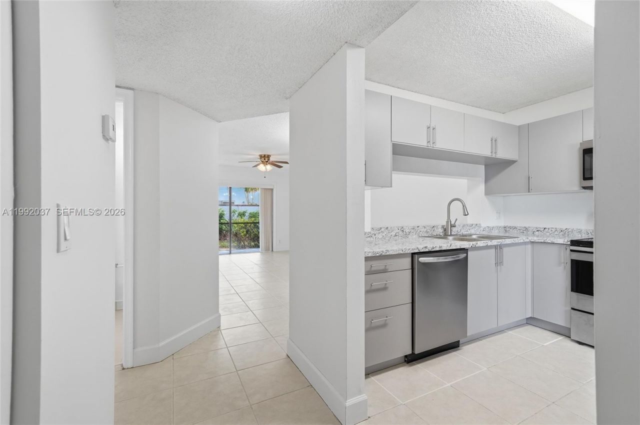 2376 NW 89th Dr, Unit 2376, Coral Springs, FL 33065 Photo