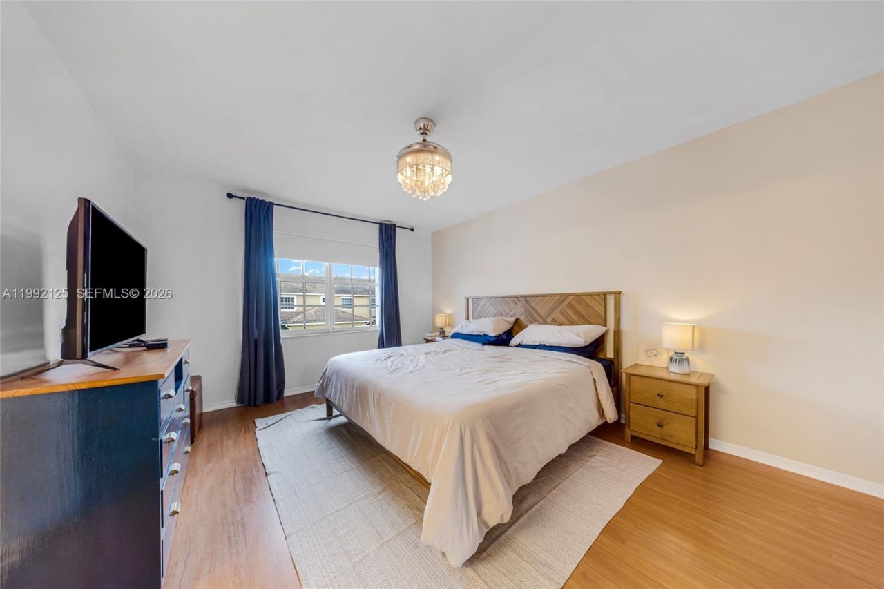 12158 SW 5th Ct , Pembroke Pines, FL 33025 Photo