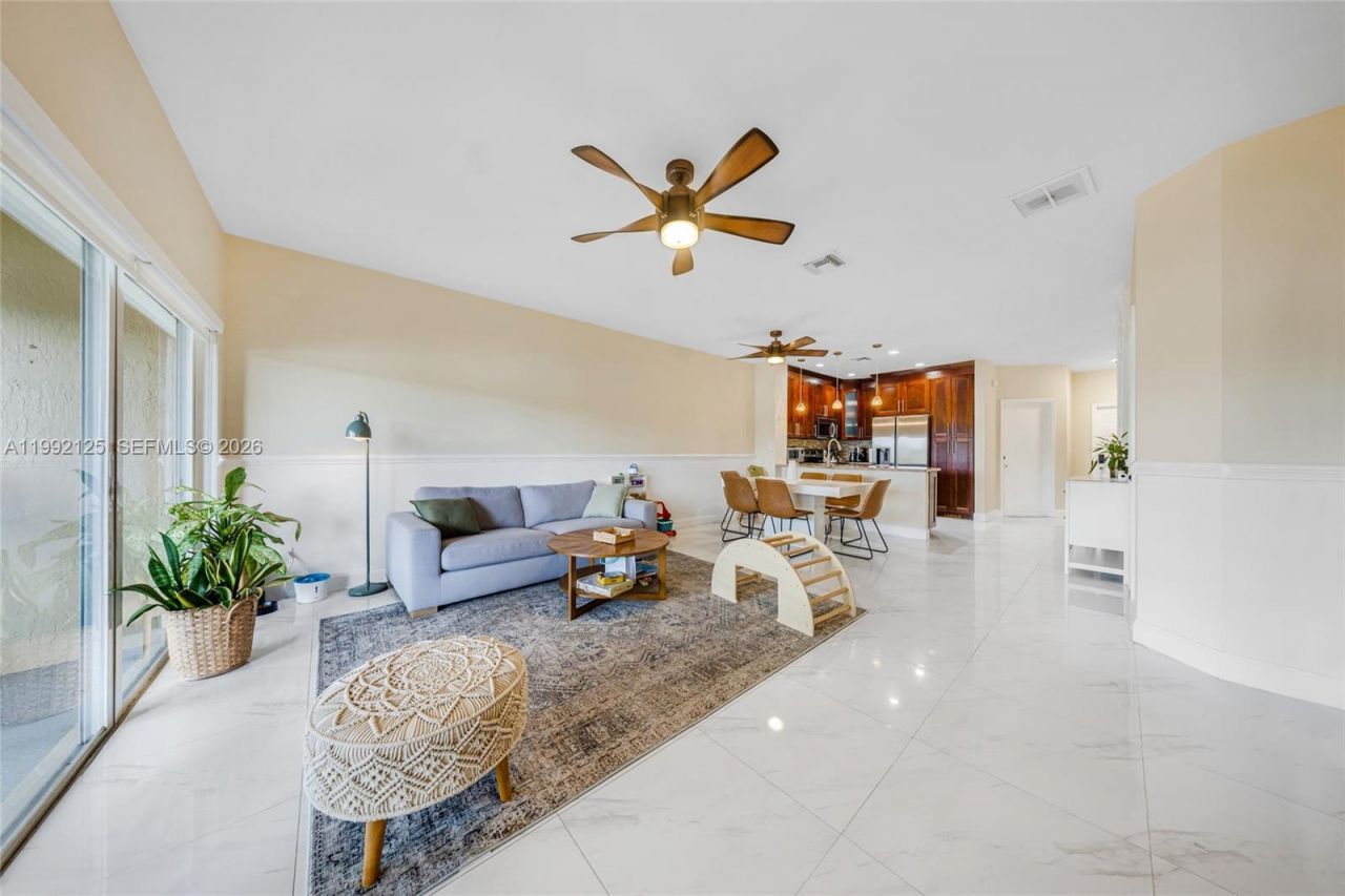 12158 SW 5th Ct , Pembroke Pines, FL 33025 Photo