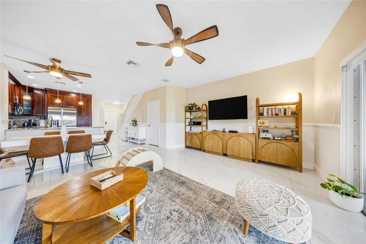 12158 SW 5th Ct , Pembroke Pines, FL 33025 Photo