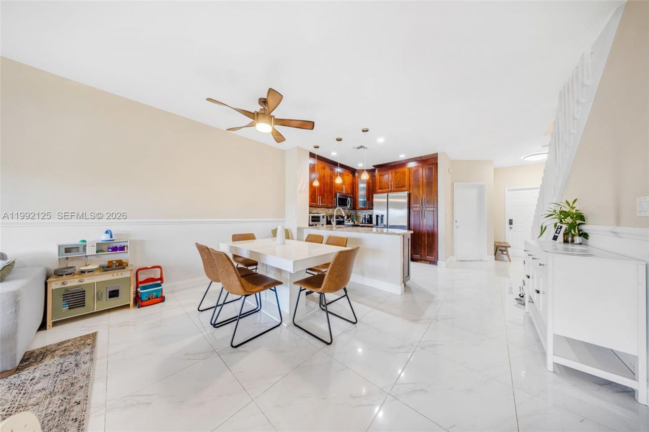 12158 SW 5th Ct , Pembroke Pines, FL 33025 Photo