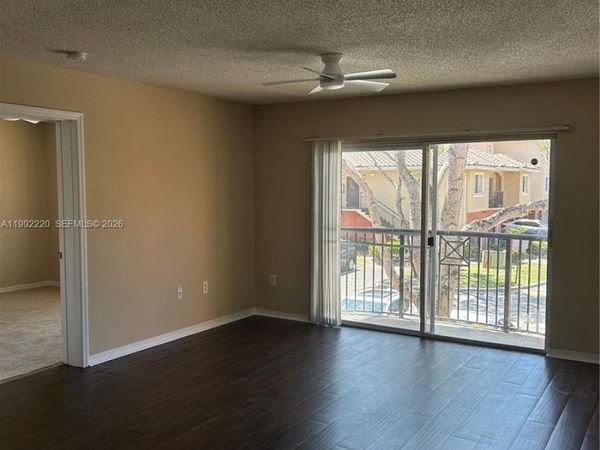4175 N Haverhill Rd, Unit 906, West Palm Beach, FL 33417