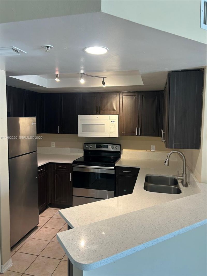 4175 N Haverhill Rd, Unit 906, West Palm Beach, FL 33417 Photo