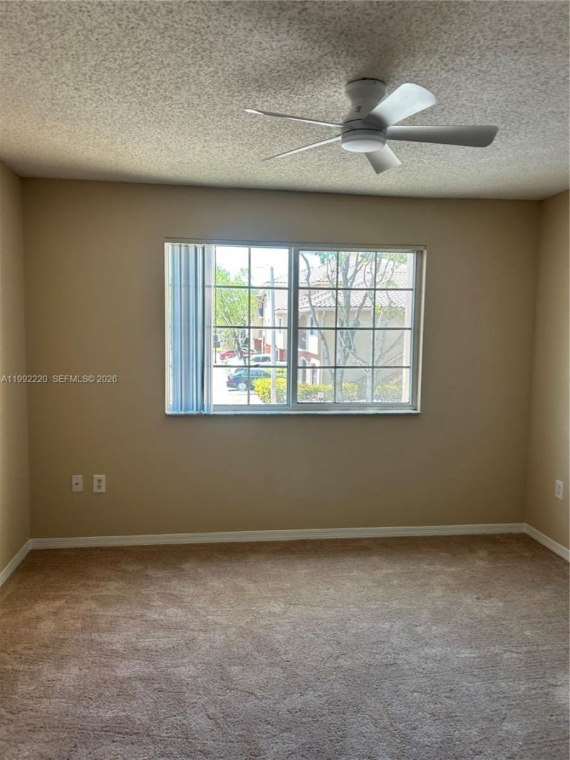 4175 N Haverhill Rd, Unit 906, West Palm Beach, FL 33417 Photo