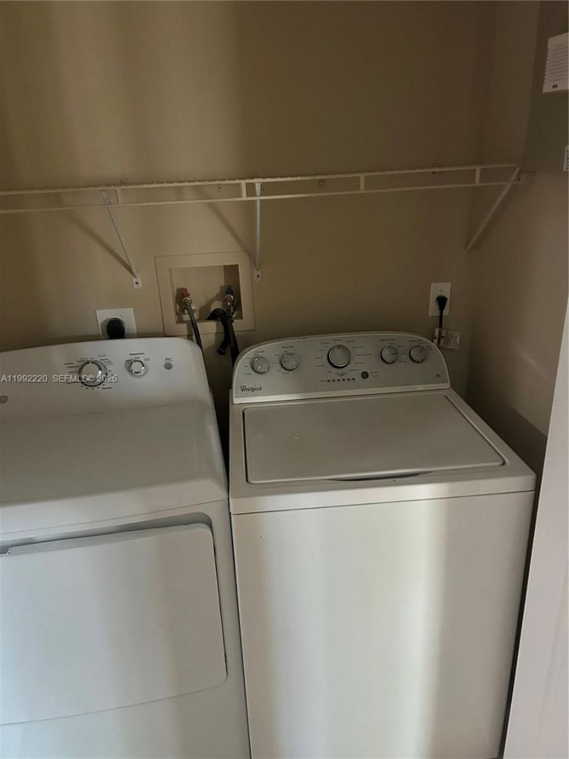 4175 N Haverhill Rd, Unit 906, West Palm Beach, FL 33417 Photo