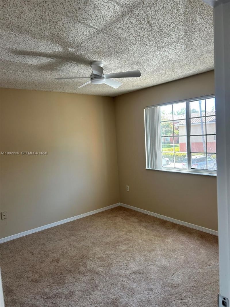 4175 N Haverhill Rd, Unit 906, West Palm Beach, FL 33417 Photo