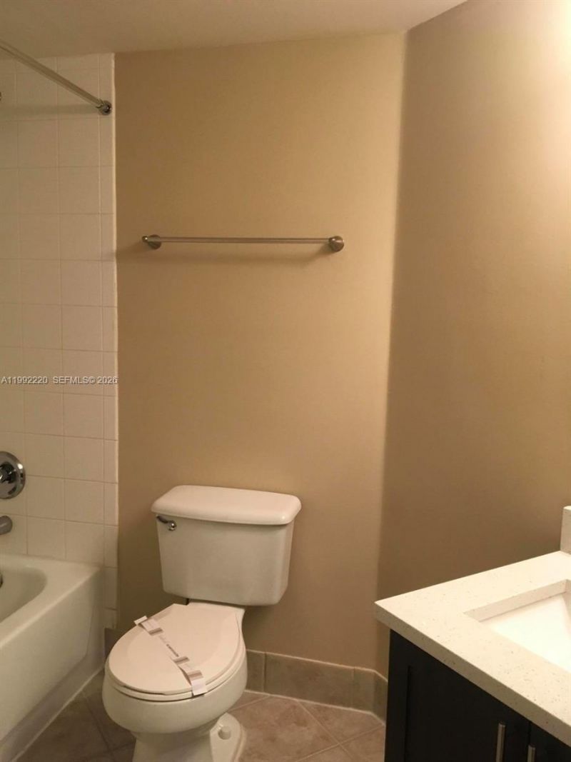 4175 N Haverhill Rd , Unit 906, West Palm Beach, FL 33417 Photo