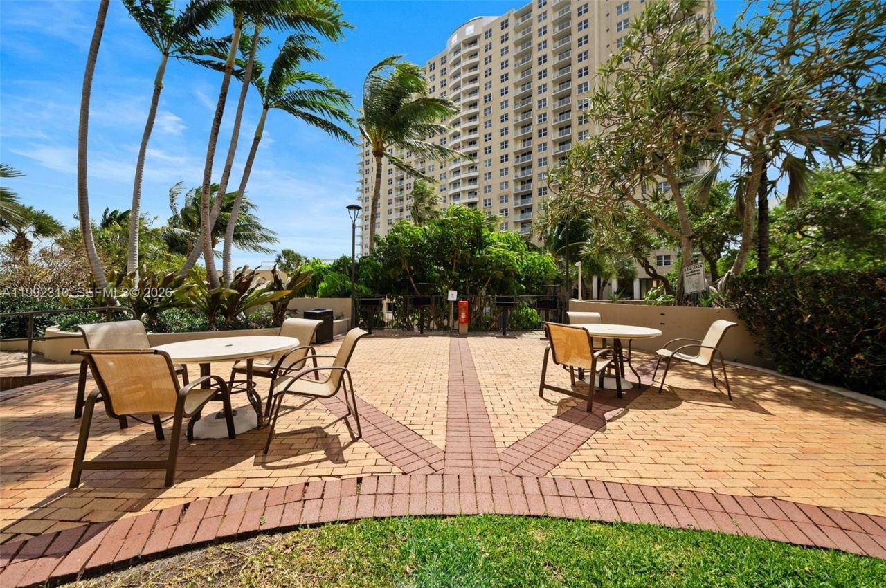 520 Brickell Key Dr , Unit A1712, Miami, FL 33131 Photo