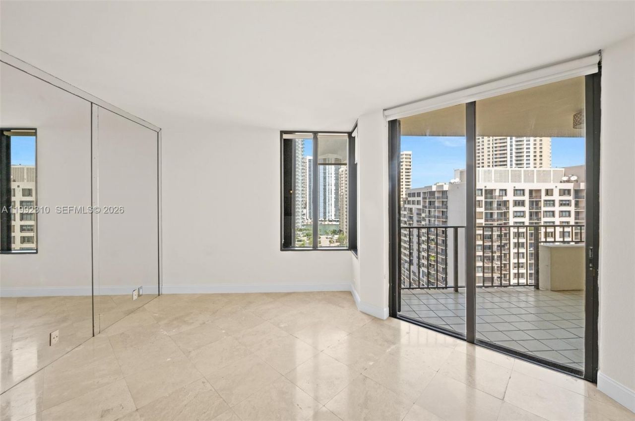 520 Brickell Key Dr , Unit A1712, Miami, FL 33131 Photo