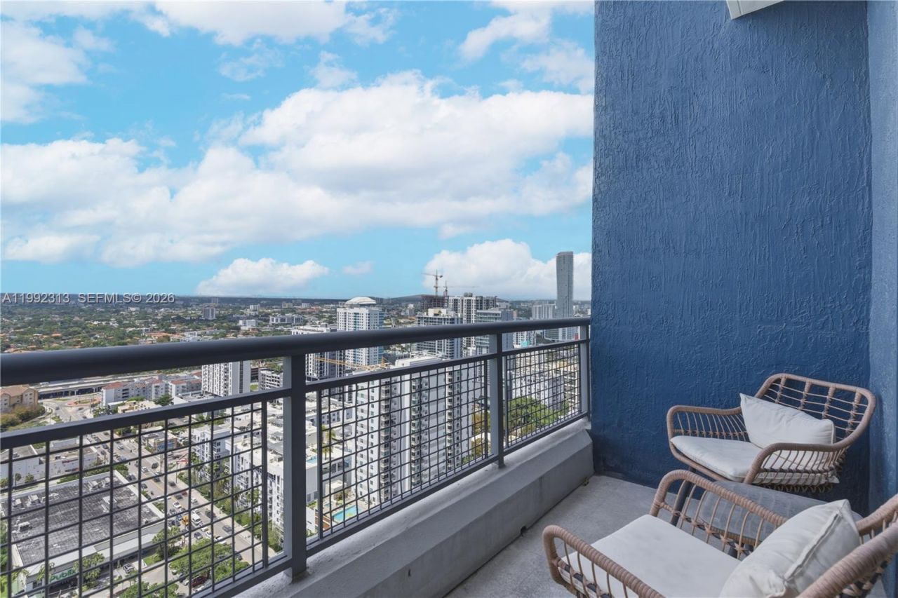 60 SW 13th St , Unit 2805, Miami, FL 33130 Photo