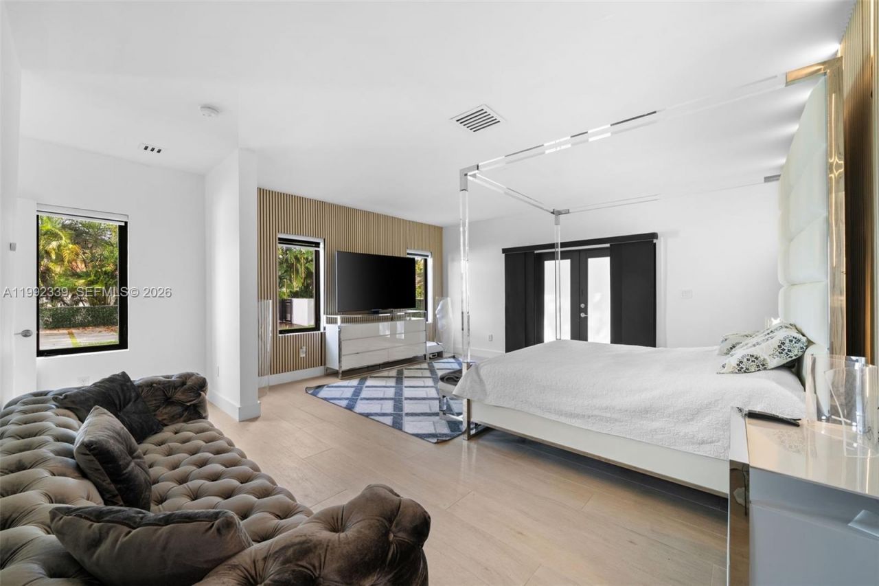 1120 Wallace St , Coral Gables, FL 33134 Photo