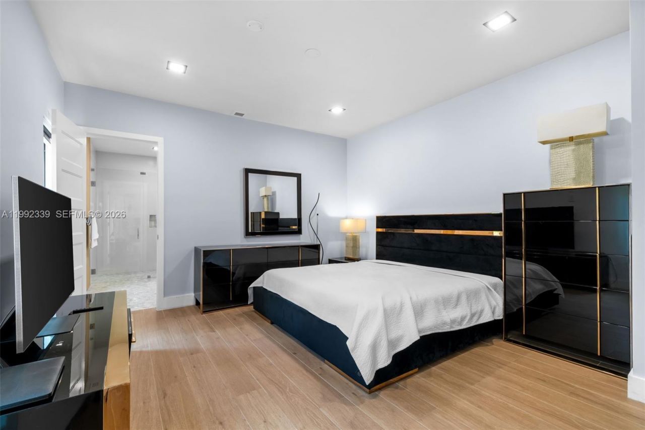 1120 Wallace St , Coral Gables, FL 33134 Photo