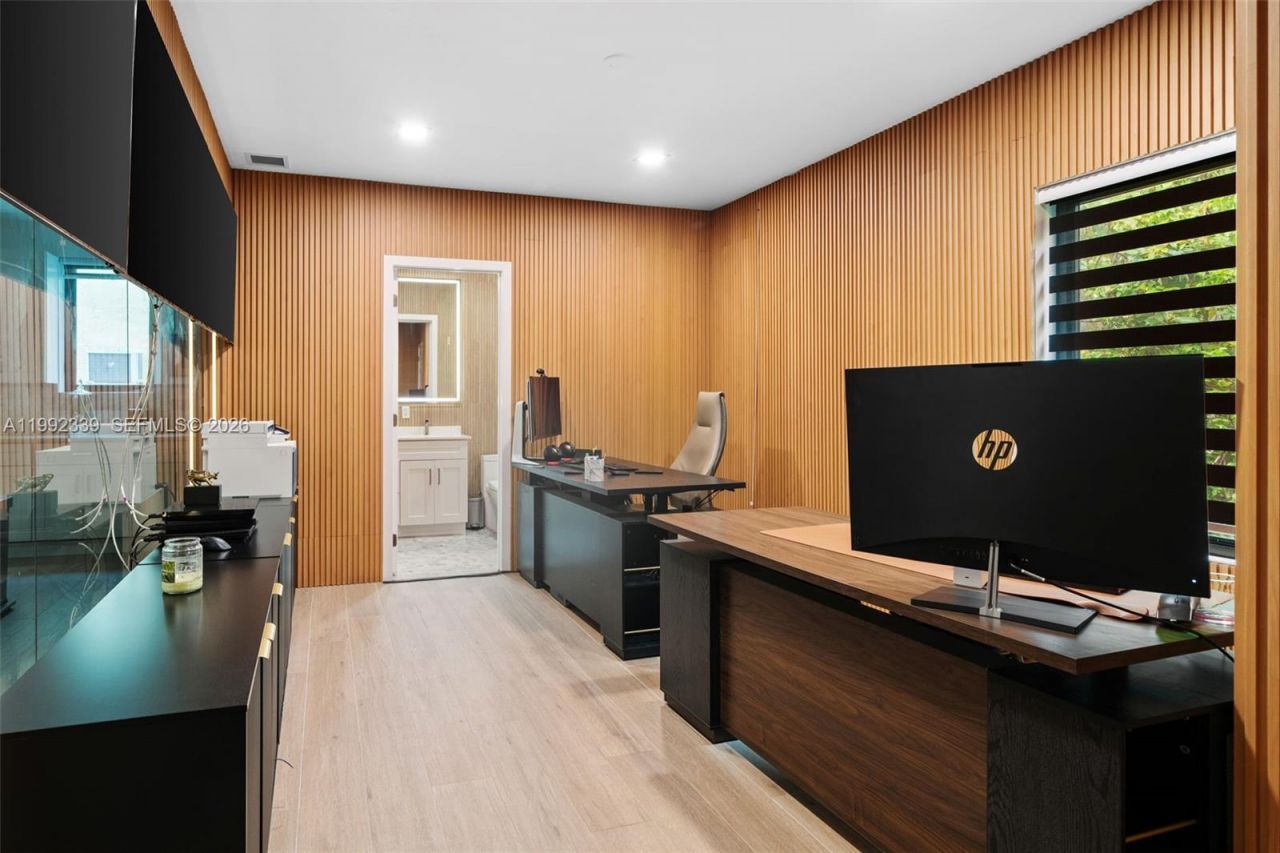 1120 Wallace St , Coral Gables, FL 33134 Photo