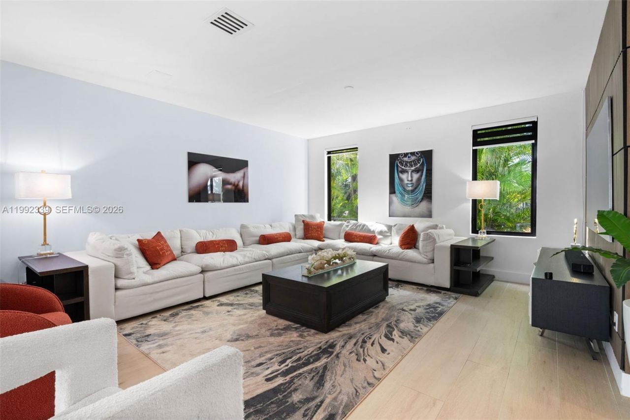 1120 Wallace St , Coral Gables, FL 33134 Photo