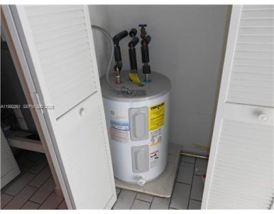 4131 W 18th Ct, Unit 4131, Hialeah, FL 33012 Photo