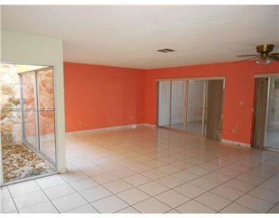 4131 W 18th Ct, Unit 4131, Hialeah, FL 33012 Photo