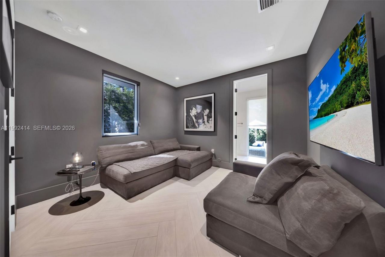 3510 Segovia St , Unit 3510, Coral Gables, FL 33134 Photo