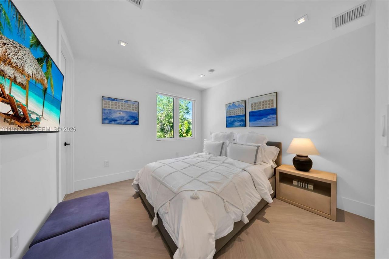 3510 Segovia St , Unit 3510, Coral Gables, FL 33134 Photo