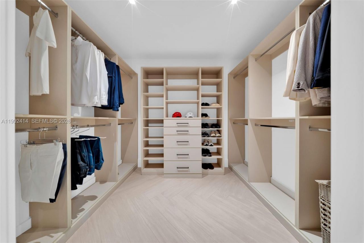 3510 Segovia St , Unit 3510, Coral Gables, FL 33134 Photo