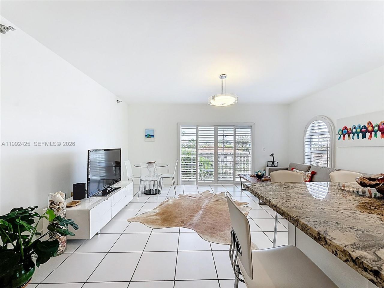 9008 Collins Ave, Unit 303, Surfside, FL 33154 Photo
