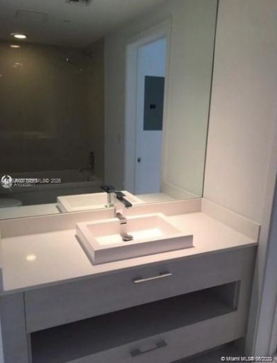 55 SW 9th St, Unit 3709, Miami, FL 33130 Photo