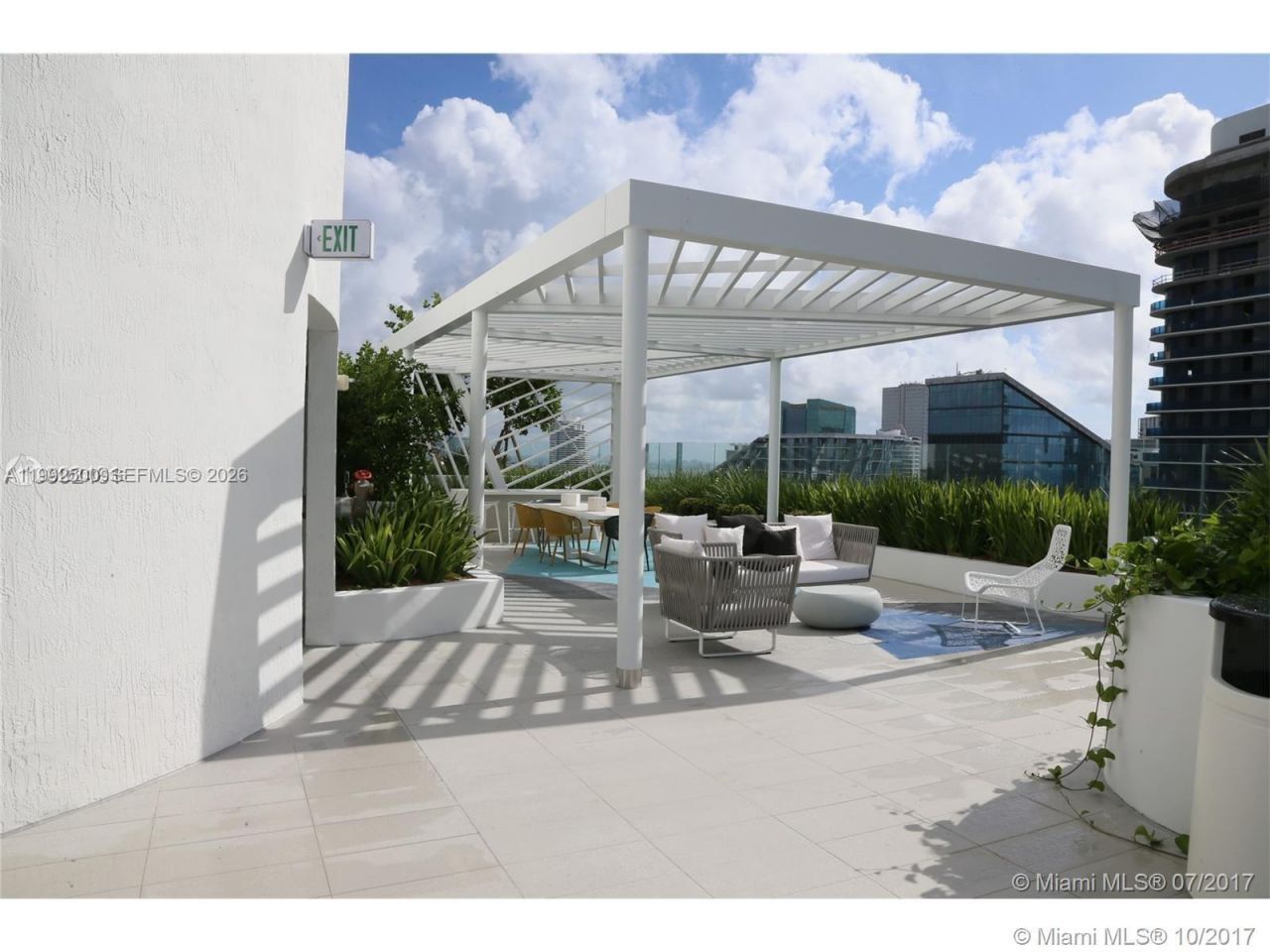 55 SW 9th St, Unit 3709, Miami, FL 33130 Photo