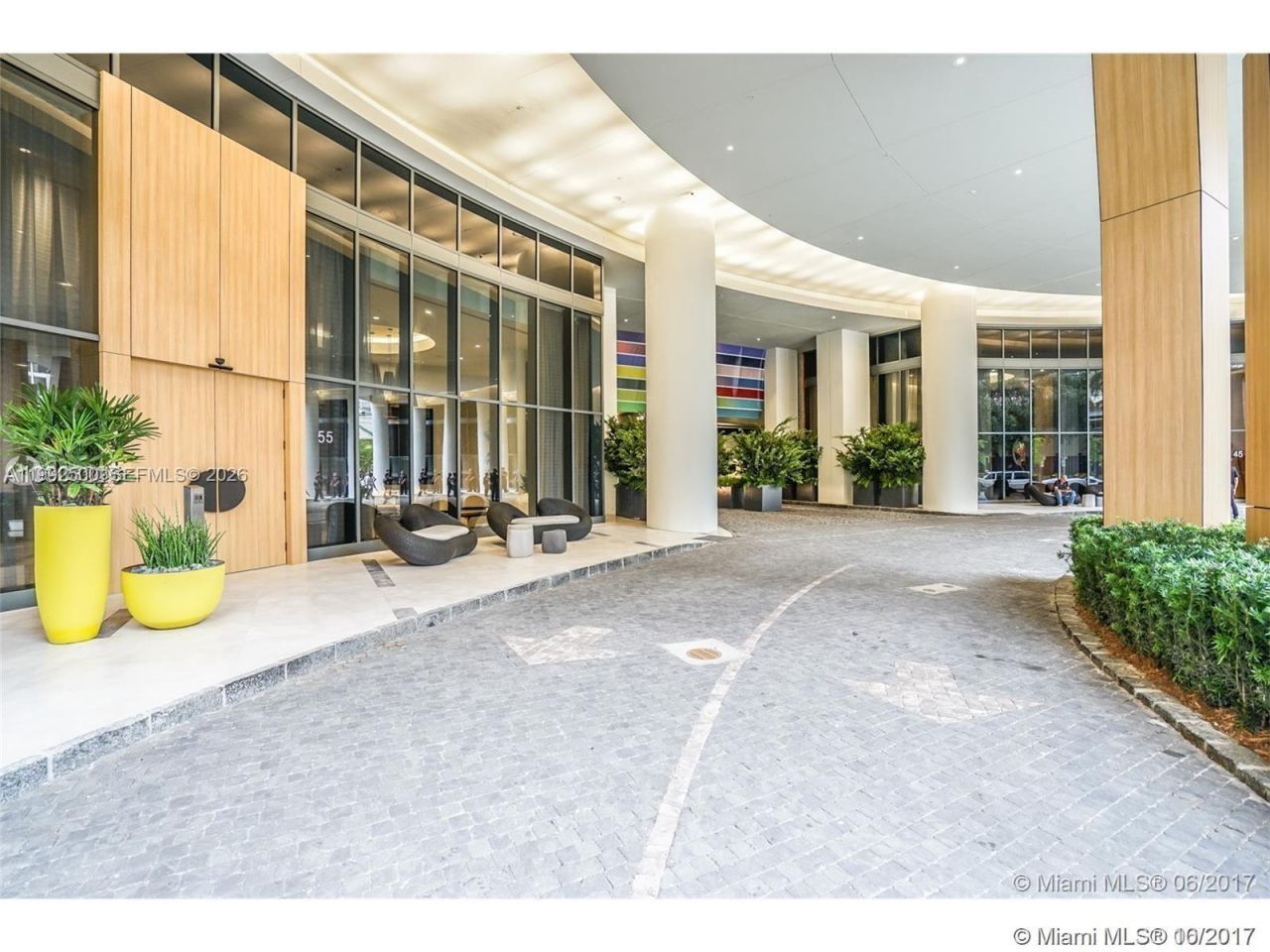 55 SW 9th St, Unit 3709, Miami, FL 33130 Photo