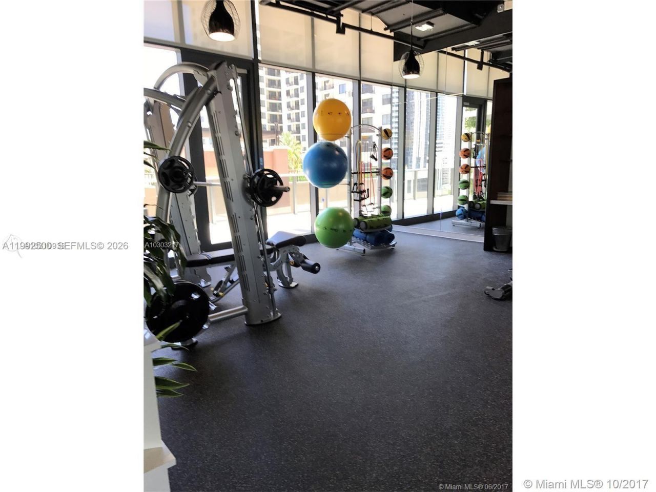 55 SW 9th St, Unit 3709, Miami, FL 33130 Photo